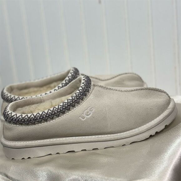 UGG Tasman Slippers Goose Light Grey Men’s US 7 / Women’s 8 Suede Sheepskin - Picture 4 of 9